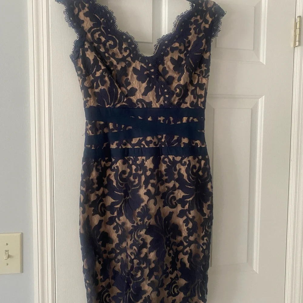 Dress - Picture 1 of 5